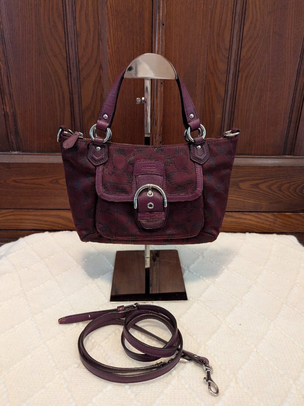 COACH CAMPBELL SIGNATURE METALLIC BORDEAUX SMALL BAG/CROSSBODY